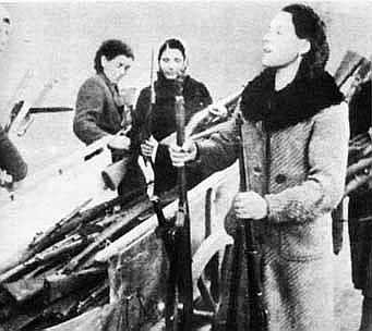 Milanese women in 1943
